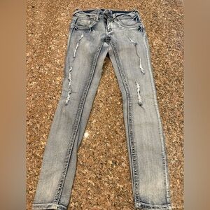 Jade Light Gray Distressed Skinny Jeans‎